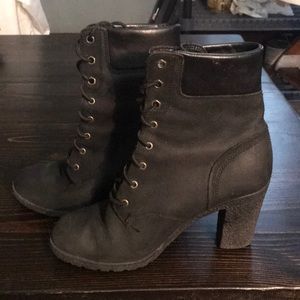 Black Timberland Booties!